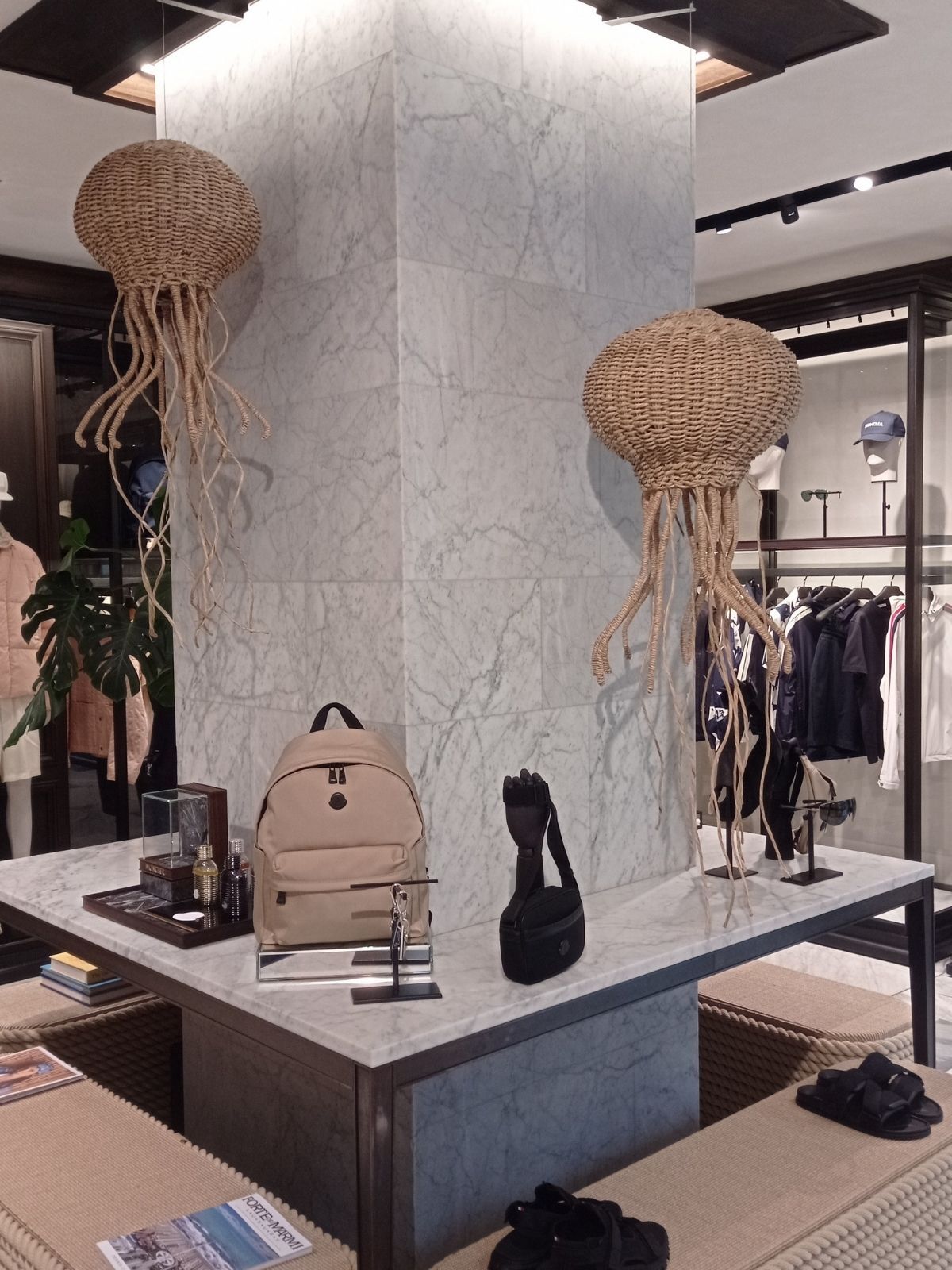 Moncler sea resort - Forte dei marmi -1